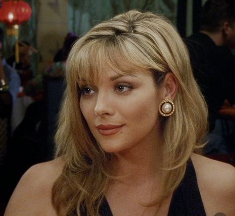 Kim Cattrall Hair, Samantha Jones Hair, Samantha Jones Haircut, Samantha Jones Hairstyles, Samantha Jones Style, Charlotte Satc Hair, Samantha Satc Aesthetic, Samantha Jones Makeup, Samantha Jones Aesthetic