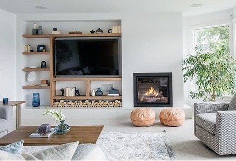 35+ Best Living Room Ideas With Fireplace and TV (Photos) For 2022 Living Room Television, Television Wall, Painel Home, Tv Wall Ideas, Fireplace Tv Wall, Small Fireplace, Elegant Living Room Design, Tv Wall Decor, Living Room Entertainment