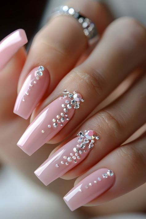 Wedding Nails For Bride Square, Wedding Nails With Pearls, Long Wedding Nails, Y2k Nails Design, Wedding Nails Pearl, Unique Wedding Nails, Wedding Nails Long, Wedding Nail Art, Quartz Nails