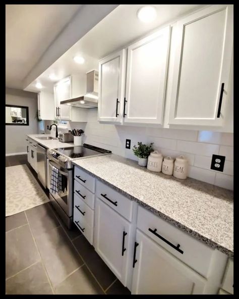 White Small Kitchen Ideas, Grey And White Kitchen Ideas, White Small Kitchen, Budget Friendly Kitchen Remodel, Grey And White Kitchen, Farmhouse Kitchen Canisters, White Kitchen Makeover, Black Kitchen Countertops, Small White Kitchens