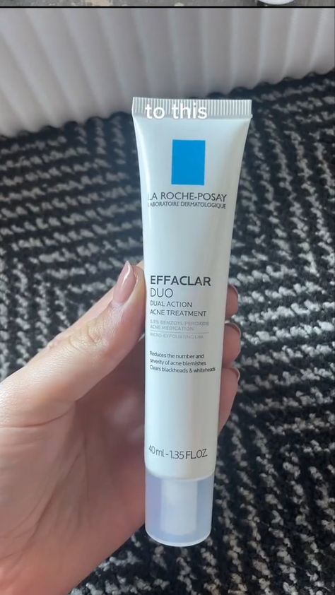 La Roche Posay Acne, Facial Routine Skincare, Effaclar Duo, La Roche Posay Effaclar, Skin Care Routine Order, Benzoyl Peroxide, Healthy Skin Tips, Facial Skin Care Routine, Acne Blemishes