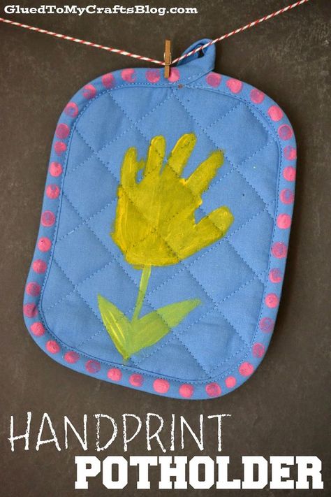 Handprint Potholder. We made these for mother's day. All the mommies loved them to pieces! Dollar Tree has 2 packs of potholders for $1. Mother's Day Projects, Handprint Gifts, Diy Christmas Gifts For Family, Mother's Day Activities, Mothers Day Crafts For Kids, Handprint Crafts, Daycare Crafts, Sunday School Crafts, Fathers Day Crafts