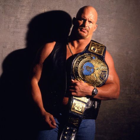 The Heartbreak Kid, Mick Foley, Macho Man Randy Savage, Stone Cold Steve Austin, Wwe Legends, Studio Photos, Stone Cold Steve, Wrestling Superstars, Wwe Champions