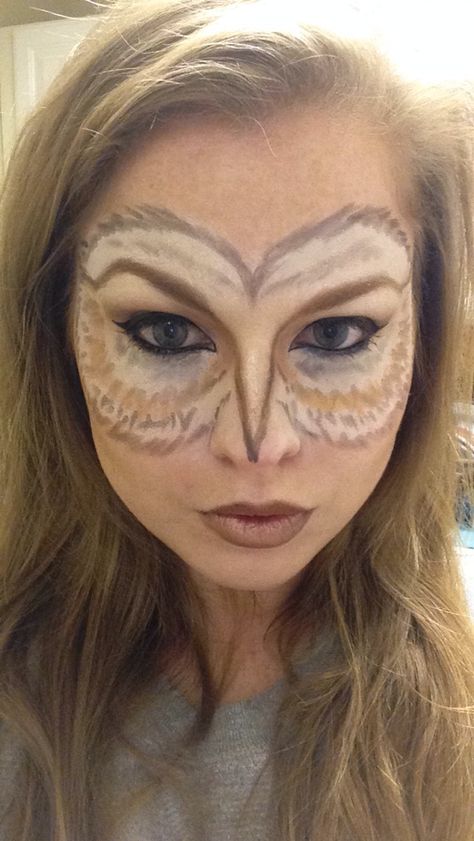 Beauty Wonderland: My Costume is My Face! Feminine Owl Makeup Owl Face Paint, Hedwig Costume, Owl Makeup, Fantasy Make-up, Animal Makeup, Owl Costume, Animal Costumes, Face Painting Designs, Forest Theme