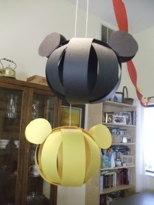 Globe Decoration, Mickey Mouse Classroom, Mickey Mouse Crafts, Disney Themed Classroom, Paper Globe, Twodles Birthday, Mickey Mouse 1st Birthday, Minnie Y Mickey Mouse, Disney Classroom