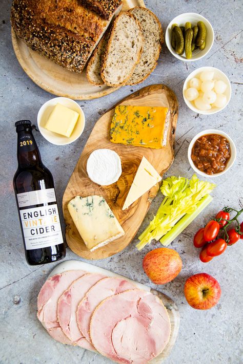 How to Make a Ploughman's Lunch Ploughman's Lunch, Branston Pickle, Ploughmans Lunch, Hunters Chicken, Salad Cream, Easy Meals For Two, Meat Salad, Dessert Bites, Bbq Sauce Homemade