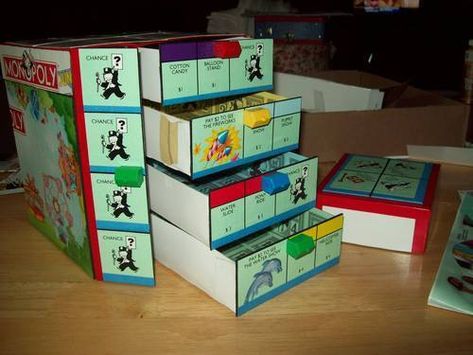 Board Games Diy For Kids, Monopoly Crafts, Old Board Games, Board Games Diy, Board Game Pieces, Monopoly Board, Ways To Recycle, Diy Games, Old Games