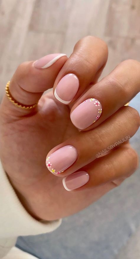 Colour Nail Ideas, Nail Ideas Designs, Flower Cuff, Short Gel Nails, French Manicure Nails, Subtle Nails, Simple Gel Nails, Summery Nails, Casual Nails