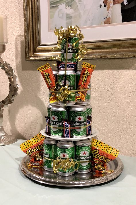 Christmas Tree Beer Cans, Can Christmas Tree, Fall Table Centerpieces, Beer Gift, Beer Cans, Beer Gifts, Fall Table, Secret Santa, Table Centerpieces