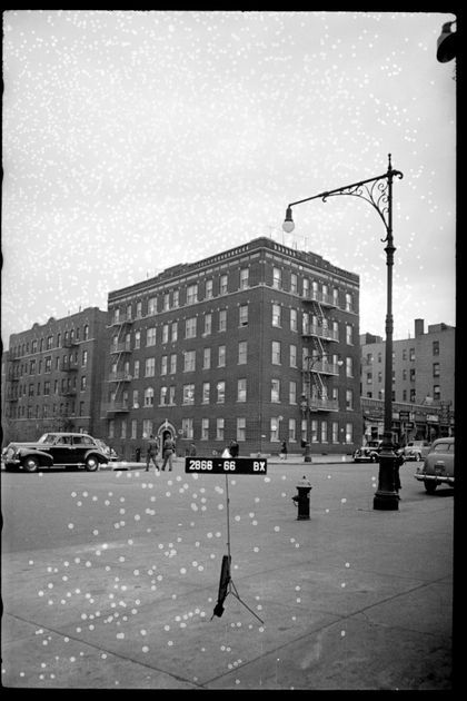 1940s NYC | Street photos of every building in New York City in 1939/1940 1940s Nyc, 1940s New York, Sorry Wrong Number, Breathtaking Photography, Gordon Parks, Wrong Number, Nyc Street, New York Apartment, Vintage New York