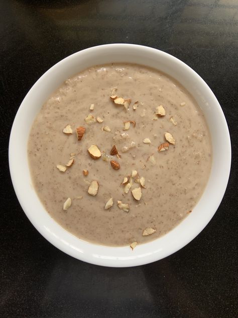 Dates Syrup, Brown Rice Porridge, Rice Coconut, Kheer Recipe, Rice Porridge, Cinnamon Almonds, Unique Recipes, Brown Rice, Coconut Milk