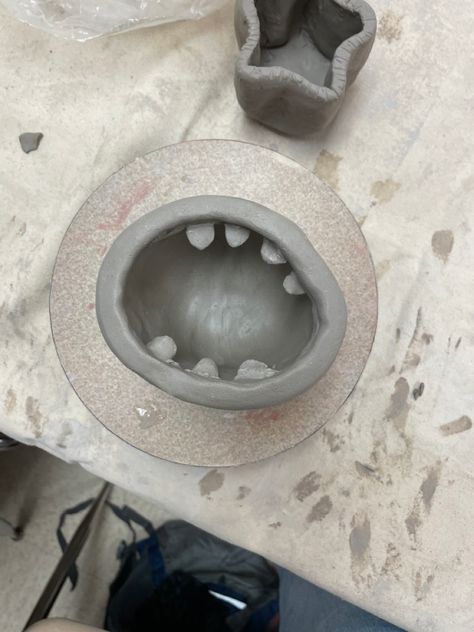 Clay Mouth, Pinch Pot Ideas, Mouth With Teeth, Monster Clay, Powerful People, Pinch Pot, Clay Crafts Air Dry, Pot Ideas, Pinch Pots