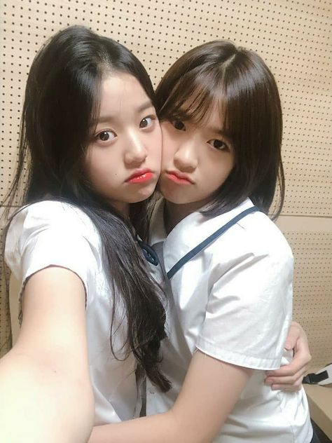 IZ*ONE-Wonyoung & YuJin Instagram @official_izone  #Happy_Wonyoung_day ✨ Izone Wonyoung, Iz One Wonyoung, J Pop, 인물 사진, Starship Entertainment, 3 In One, The Wiz, Iz One, Girl Icons