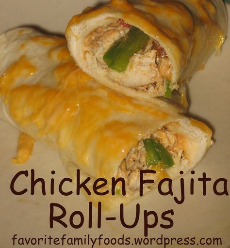 Chicken Fajita Roll~Ups Fajita Roll Ups, Finger Food Party, Food Finger, Best Mexican Recipes, Chicken Fajita, Recipes Mexican, Party Finger Foods, Food Party, Chicken Fajitas