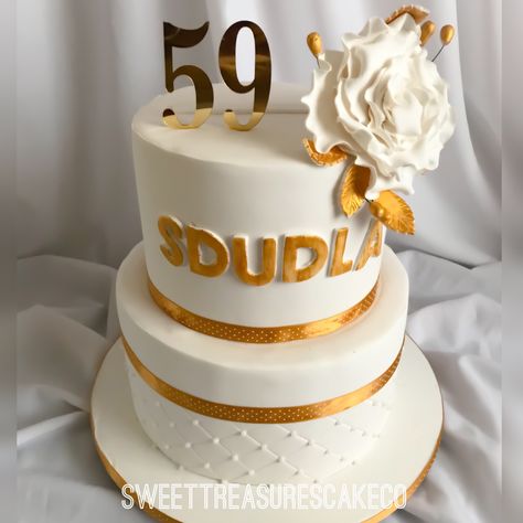 uSdudla celebrated her 59th birthday with this gorgeous number 💫.   #sweettreasures #sweettreasurescakeco #cake #johannesburg #southafrica #birthday #jozi #celebrations #celebrationcakes #party #sdudla #59yearsyoung #59thbirthday #whiteandgold #fondantflower #birthdaythings 59th Birthday Cake, Cake For Mom, 59th Birthday, Birthday Cake For Mom, 59 Birthday, Fondant Flowers, Johannesburg, Celebration Cakes, Custom Cakes