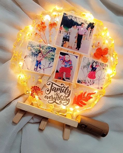 Resin Frame |Epoxy Resin | Resin Art Resin Family Photo Frame, Diy Jewelry Gift Box, Resin Gift Ideas, Epoxy Frame, Family Frame, Creative Photography Projects, Beaded Jewelry Pattern, Birthday Pics, Resin Crafts Tutorial