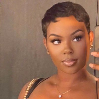 Black Woman Short Haircut Pixie, Short Hairstyle Black Woman, Pixie Cut Hairstyles For Black Women, Relaxed Pixie Cut, Pixie Cut For Oval Face, Teyana Taylor Short Hair, Rihanna Pixie Cut, Pixie Cut Black Women, Finger Waves Short Hair