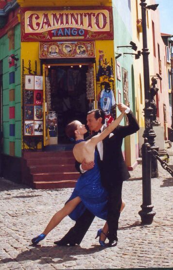 Ballroom Dance Photography, Dancing In The Street, Photography Bucket List, Colorful Buildings, Tango Dancers, Image Couple, Tango Dance, America Latina, Milonga