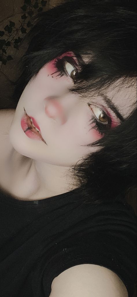 Clown themed makeup emo #emo #alternative #altmakeup Emo Makeup Men Eyes, Male Goth Makeup Looks, Emo Makeup 2000s Man, 2020 Emo Makeup, Alt Emo Makeup, Alt 2020 Makeup, Male Emo Makeup, 2020 Alt Makeup Cringe, Masc Emo Makeup