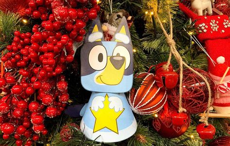 CHRISTMAS TREE DECORATION | Bluey Official Website Chilli Tree, Christmas Outdoor Decorations, Baking Birthday Parties, Dog Christmas Tree, Christmas In Australia, Colonial Christmas, Christmas Yard Decorations, Christmas Outdoor, Christmas Yard