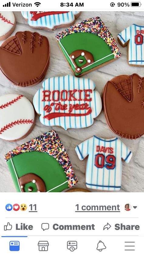 Baseball Field Cookies Decorated, Baseball Field Cookies, Baseball Sugar Cookies, Cupcake Making, Coastal Party, Sports Cookies, Baseball Cookies, Bachelorette Cookies, Farm Cookies