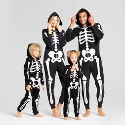 Skeleton Family Pajamas Collection Skeleton Costume Kids, Skeleton Costumes, Pattern Jumpsuit, Halloween Pjs, Dark Skeleton, Dark Skull, Skeleton Halloween Costume, Skeleton Hoodie, Union Suit