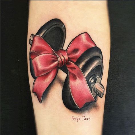 A bow for every gym lover. #inked #weight #bowtattoo #gym #tattoo #ink Weightlifting Tattoo, Dumbbell Tattoo, Runner Tattoo, Fitness Tattoo, Ancient Tattoo, Elements Tattoo, Family Tattoo, Bow Tattoo, Fitness Tattoos