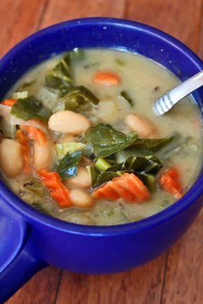 Cannelloni Beans, Collard Green Soup, Cannellini Beans Recipes, Collard Greens Recipe, Collard Green, Rainbow Chard, Green Soup, Vegetable Broth, Savory Soups