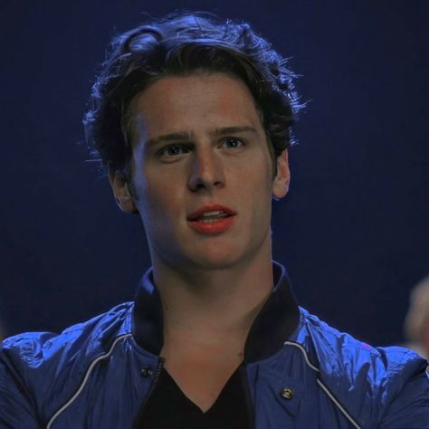 Jesse St James Icon, Jesse St James Aesthetic, Glee Jesse St James, Jessie St James, Jessie St James Glee, Glee Jesse, Jesse Glee, Jonathan Groff Glee, Jesse St James