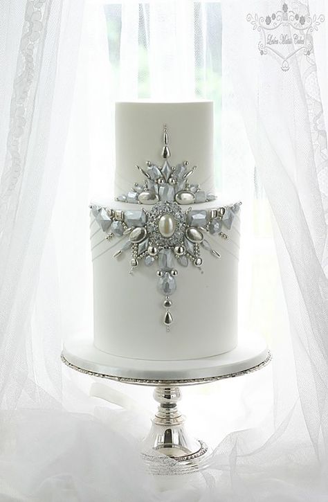 Jewel Cake, Bling Cakes, White Wedding Cake, Elegant Wedding Cakes, Elegant Cakes, Unique Cakes, Wedding Cake Inspiration, Special Cake, Beautiful Wedding Cakes