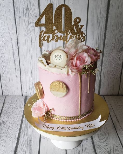 40 & Fabulous Soft Pink & Gold Drip Birthday Cake!! Gold Drip Birthday Cake, Drip Birthday Cake, 40th Cake, 40 & Fabulous, Gold Drip, 40th Birthday Cakes, Sugar Sprinkles, Sugar Art, Cake Art