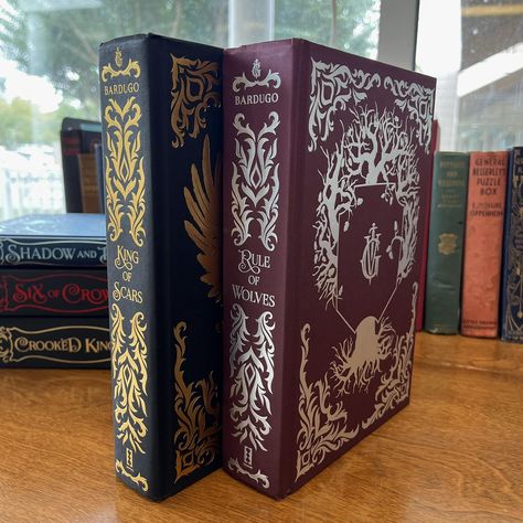 We just got in some beautiful collector’s edition Leigh Bardugo novels — the first book in the Shadow and Bone Trilogy, and the complete Six of Crows Duology!! Pssst.. We also have her King of Scars duology on our Naked Books Ca$h Cart! Shadow And Bone Trilogy, King Of Scars, Her King, Shadow And Bone, Leigh Bardugo, Six Of Crows, Puzzle Box, Birthday List, The Shadow