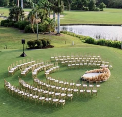 Small Outdoor Wedding Decor, 120 Guest Reception Seating, Round Ceremony Seating, Wedding Aisle Chair Decorations, Outdoor Wedding Aisle, Wedding Ceremony Setup, Wedding Processional, Wedding Ceremony Seating, Home Remodels