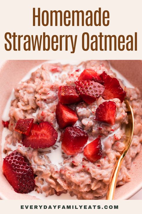 Wholesome old-fashioned oats are cooked with freeze-dried strawberries and cream, and then topped with fresh strawberries for the ultimate Strawberry Oatmeal. Strawberry And Cream Oatmeal, Quick Oat Recipes, Strawberries And Cream Oatmeal, Rolled Oats Recipe, 21 Day Fix Breakfast, Oats Recipes Breakfast, Oat Breakfast, Diy Oatmeal, Strawberry Overnight Oats