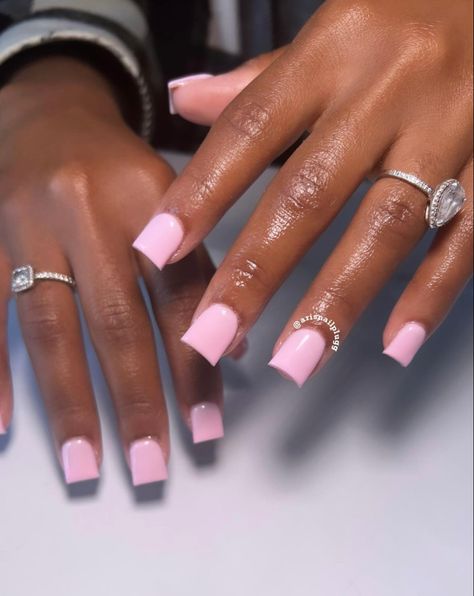 Short Nail Ideas Acrylic Square Pink, Gel Nails Ideas Pink And White, Powdered Pink Nails, Short Wide Square Nails, Short Pink Nails With Heart, Short Square Nails Black Women, Short Square Acrylic Nails Summer Pink, Basic One Color Nails, Pink Short Acrylic Nails