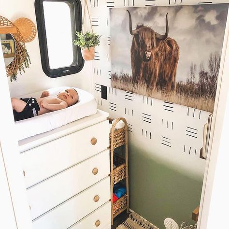 Rv Nursery, Rv Living Decor, 5th Wheel Living, Rv Living Ideas, Tiny Nursery, Living In An Rv, Rv Dreams, Camper Trailer Remodel, Trailer Living