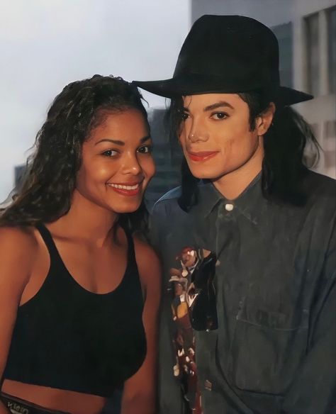 Michael And Janet Jackson, Michael Jackson 1990, 00’s Aesthetic, Mekhi Phifer, Omar Epps, Mc Lyte, Marlon Wayans, Michael Jackson Wallpaper, Photos Of Michael Jackson