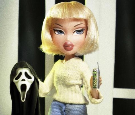 women in horror on Twitter: "no i don’t think you understand i’m OBSESSED… " Bratz Doll Halloween, Girl Costume Ideas, Casey Becker, Women In Horror, Doll Halloween, Bratz Doll, Scream, Ghost, On Twitter