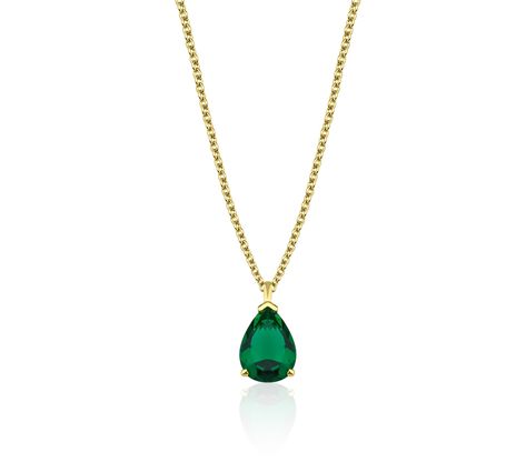 Star Wedding Band, Emerald Green Necklace, Classy Minimalist, Pear Shaped Pendant, Solitaire Necklace, Necklace Accessories, Emerald Pendant, Solitaire Necklaces, May Birthstone