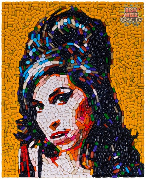 like and don't like, all at the same time.        made out of pills.....how the mess?! Fantasy Angel, Mosaic Portrait, Unusual Art, Art Disney, Junk Art, Collage Making, Celebrity Portraits, Collage Artists, Recycled Art