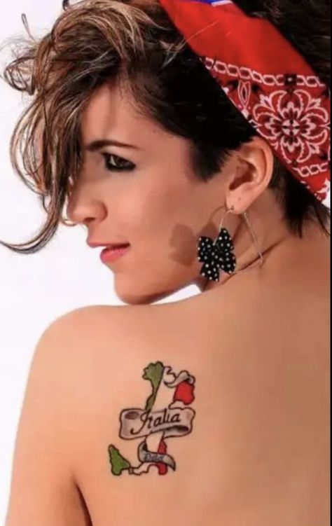 Italian Flag Tattoos For Women, Italian Inspired Tattoos For Women, Italy Tattoos For Women, Italian Tattoo Ideas, Italian Inspired Tattoos, Italian Tattoos For Women, Italian Symbols, Italy Tattoo, Italian Tattoos