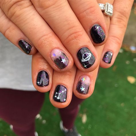 Outer Space Nail Designs, Space Nails Short, Nasa Nails, Space Themed Nails, Outer Space Nails, Nasa Galaxy, Cowboy Nails, Planet Nails, Galaxy Nail Art