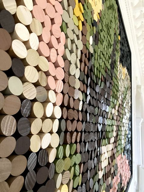 Large Wall Installation Art, Bead Wall Art Diy, Dowel Art Diy, Cool Wall Designs Creative, Square Dowel Art, Large Art On Wall, Multimedia Wall Art, Cool Diy Art Projects, Large Wall Decoration