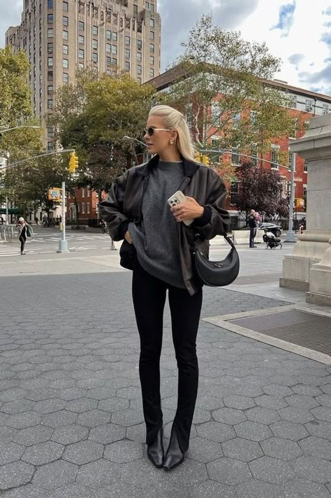 What To Wear In Nyc, Transitional Fall Outfits, Sweater Leggings Outfit, Winter Wedding Attire, Kathleen Post, Leggings Outfit Winter, Leggings Outfit Fall, Outfits New York, Stylish Outfits Casual