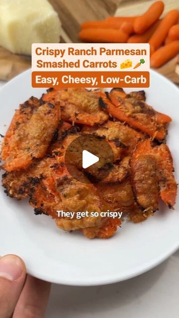 Justin Burkard on Instagram: "Crispy Ranch Parmesan Smashed Carrots 🥕🤤 Transform your carrots into a crispy, cheesy delight in no time! Perfect for a keto-friendly crunch. 🛍️ What You Need: 🥕 Carrots 🛢️ Oil 🧀 Parmesan 🌿 Ranch Seasoning 👩‍🍳 How to Make It: 1️⃣ Steam & smash your carrots. 2️⃣ Drizzle with oil, top with Parmesan & ranch. 3️⃣ Bake at 400F for 20 mins. Voilà! 👍 Love the sound of crispy, cheesy goodness? Hit like or drop a 🥕 if you're game to try! 🚨 For the full experience with step-by-step pics & more tips, visit: ➡️ https://keto.recipes/crispy-carrot-crunch-ranch-parmesan-perfection/ 🛒 Now featuring a "Get ingredients with Instacart" button for easy shopping! 📸: @ketosnackz — #KetoRecipes #ParmesanCarrots #RanchCarrots #EasyKeto #HealthySnacks #KetoCooking #Chees Smashed Carrots With Parmesan, Smashed Carrots, Boil Carrots, Steamed Carrots, 17 Day Diet, Carrots Oil, Paleo Salads, Ranch Seasoning, Keto Cooking