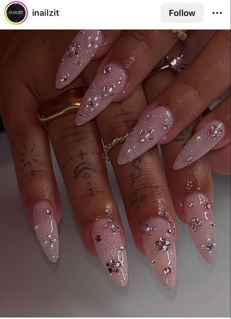 Almond Nail Designs With Gems, Nail Gem Inspiration, Baddie Classy Nails, Spring Bday Nails, Spring Nails With Charms, Almond Nails Spring 2024, Long Almond Nails With Gems, Almond Shape Birthday Nails, Bling Almond Nails Rhinestones