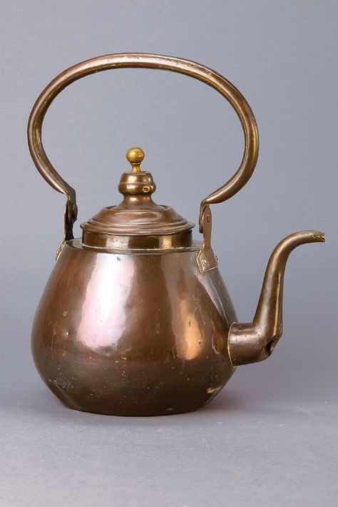 Osmanlı Bakır Su Isıtıcı  1760-1820, Metal Kettle, Still Life Pictures, Life Drawing Reference, Copper Decor, Industrial Design Sketch, Still Life Photos, Still Life Drawing, Teapots And Cups, Tea Art