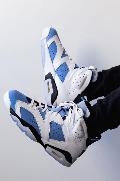 Jordans 6, Hypebeast Shoes, Nike Air Jordan 6, Retro Basketball Shoes, Jordan Shoes Retro, Shoes Sneakers Jordans, Cheap Jordans, Outfit Shop, Shoes Outfit