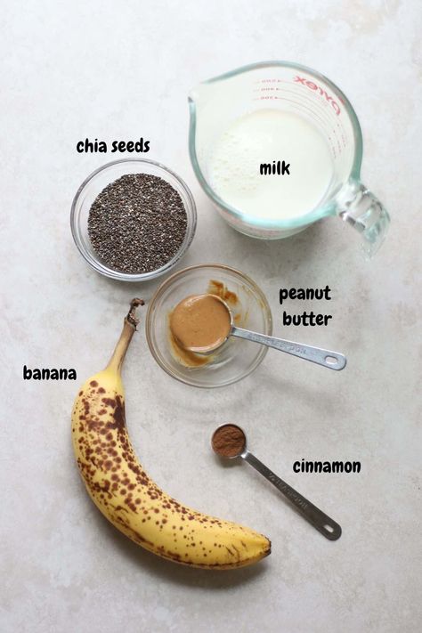 4 ingredients and 5 minutes of prep time are all you need to make this banana chia pudding. It's the perfect make-ahead breakfast or snack that's packed with protein, fiber, and healthy fats! Chai Pudding, Sugar Free Strawberry Jam, Gut Recipes, Banana Chia Pudding, Baby Breakfast, Chia Recipe, Coconut Chia Pudding, Constipation Remedies, Creamy Pudding