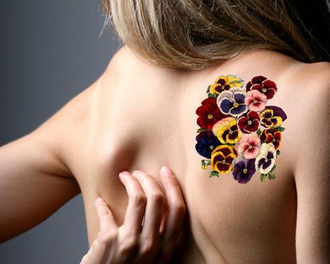 This Etsy listing is for one high quality floral temporary tattoo of a posy of pansies,it is made using a vintage image of a pretty floral arrangement.  Design is approx 12 cm x 10 cm 4.5 inch by 4 inch  Try a temporary design before commiting yourself.  It is fun to have the beauty of a tattoo without the lifelong commitment!  Waterproof  Very easy to apply  Lasts 3 -5 days  Safe and Non Toxic  Remove with baby oil or sticky side of adhesive tape  Great for your night out, hen night, stag ni... Pansy Tattoo, Faded Tattoo, Tattoo Off, Tattoo Cream, Pansy Flower, Latest Tattoos, Laser Tattoo, Cover Up Tattoo, Up Tattoos